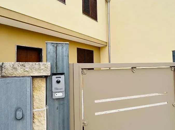 Mavi レヴェラーノ